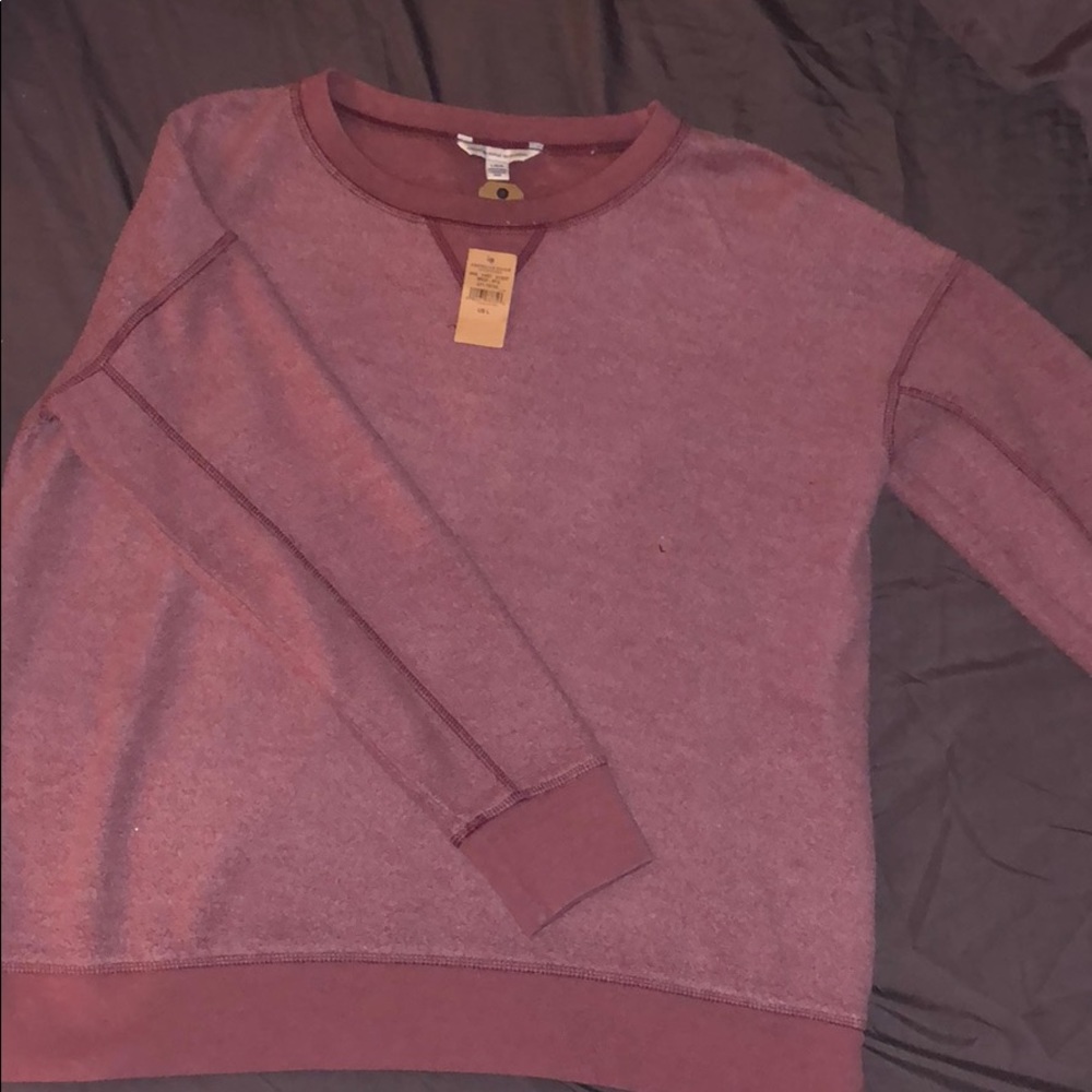 American eagle crew neck